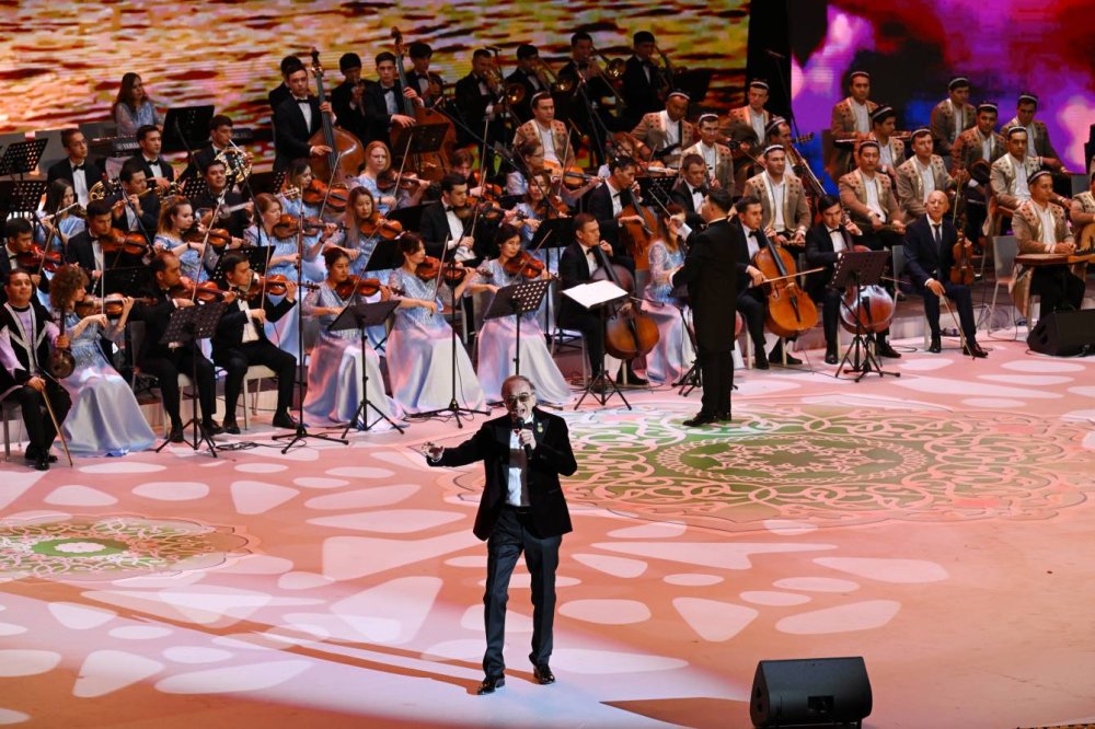 Daskendde Azerbaycan ve Ozbekistan incesenet ustalarinin birge qala konserti olub