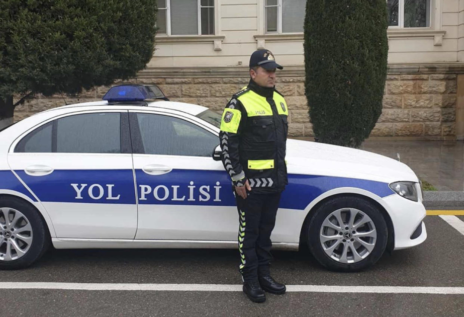 Yol polisi Zefer Gunu ile elaqedar suruculere muraciet edib