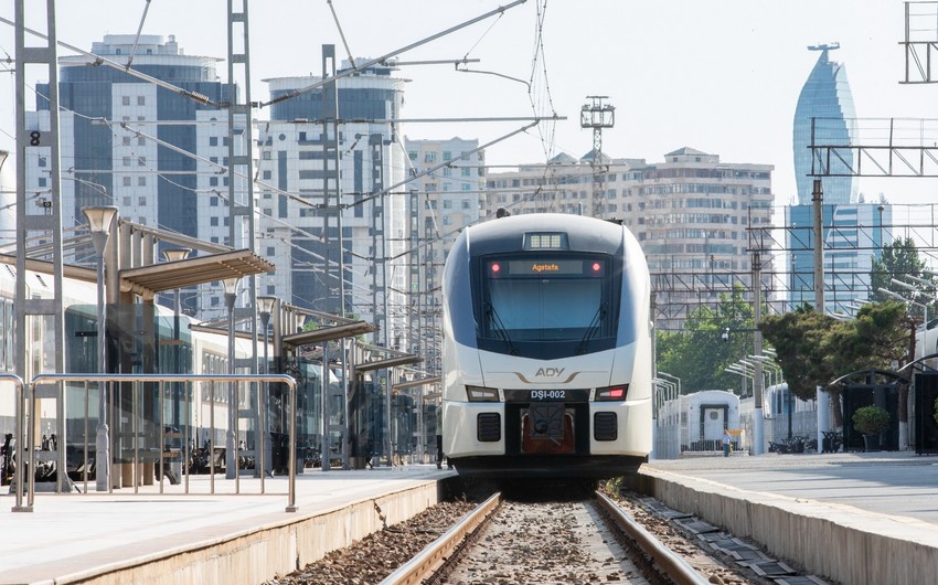 Baki-Agstafa-Baki marsrutu uzre elave qatar reysleri teyin edilib