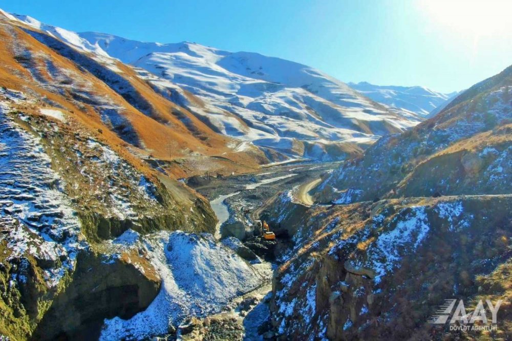 Quba-Xinaliq yolunda kopu insa olunur - FOTO