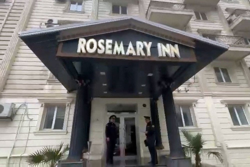 FHN Bakida “Rosemary Inn” hotelinin fealiyyetini dayandirib - VIDEO