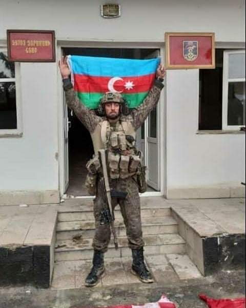 Ruhun sad olsun qehreman