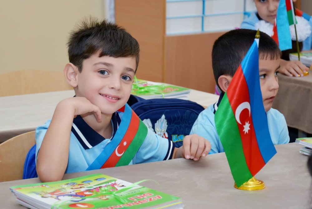 Bakida 33 alternativ qeydiyyat merkezi fealiyyet gosterir