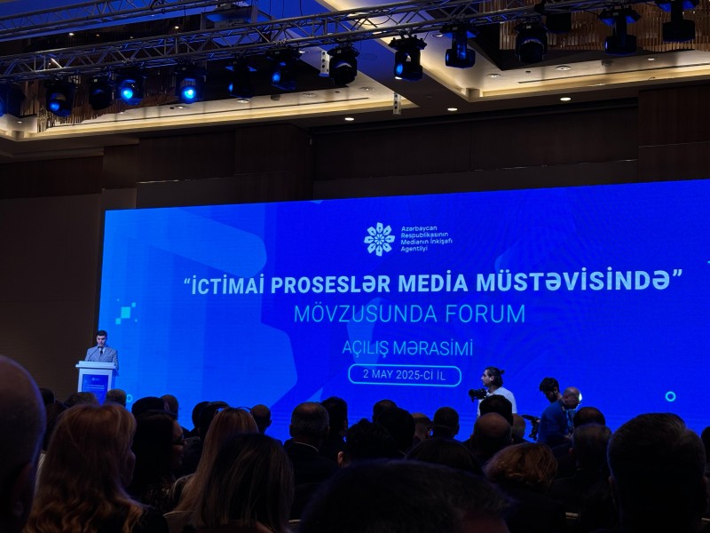 Bakida “Ictimai prosesler media mustevisinde” movzusunda Ikinci Forum kecirilir