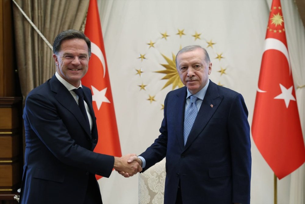 Erdogan NATO Bas katibini qebul edib