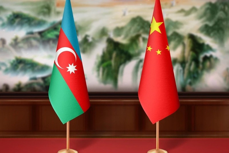 Parlamente Azerbaycan ve Cin vetendaslarin vizadan qarsiliqli azad edilmesine dair qanun layihesi daxil olub