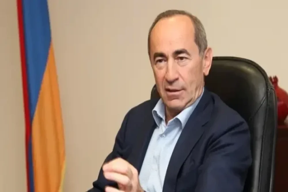Ermenistan Bas Prokurorlugu Kocaryan ve ailesinin emlakinin musadiresini teleb edir
