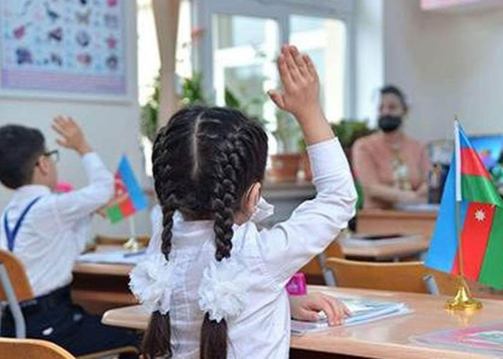 Naxcivanda birinci siniflere rus bolmesi uzre kecirilen musahibe merhelesi yekunlasdi