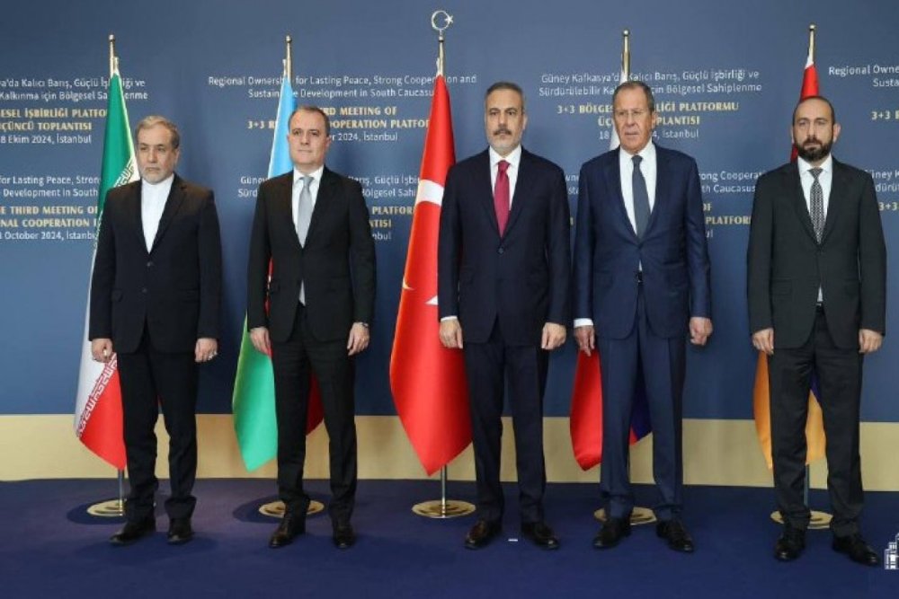 Ermenistan “3+3” uzre nazirlerin novbeti gorusunu kecirmeye hazirdir