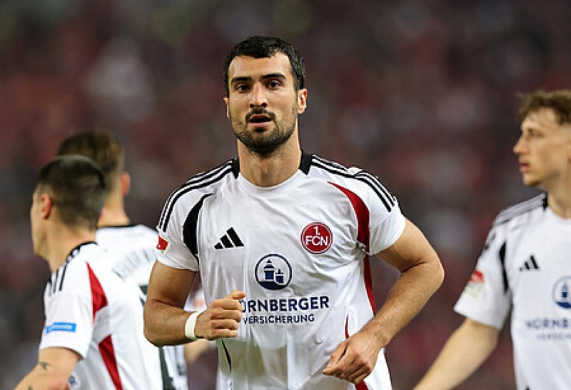 Mahir Emreli Almaniya klubundan ayrilacaq - RESMI
