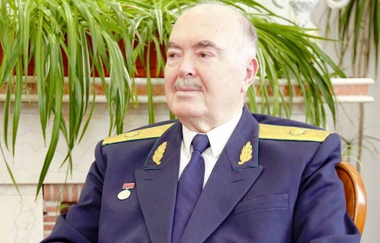Azerbaycan Xalq Cumhuriyyeti muselman Serqinde ilk demokratik respublika