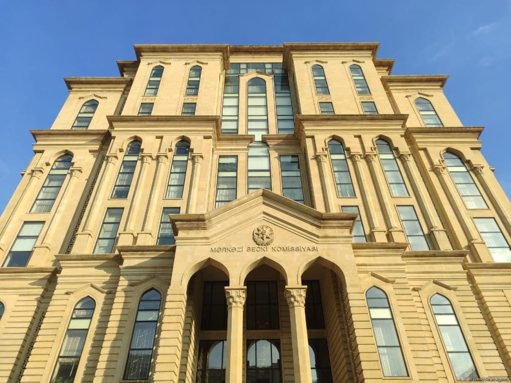 Bezi daire secki komissiyalarinin terkibinde deyisiklik edilib