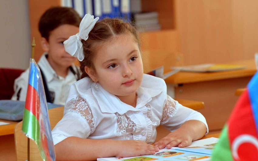 I sinifler ucun rus bolmesi uzre musahibeye yazilma prosesine start verilib