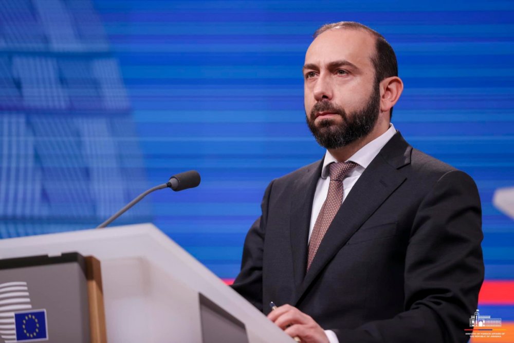 Ermenistan XIN: Irevan Baki ile derhal sulh sazisi imzalamaga hazirdir
