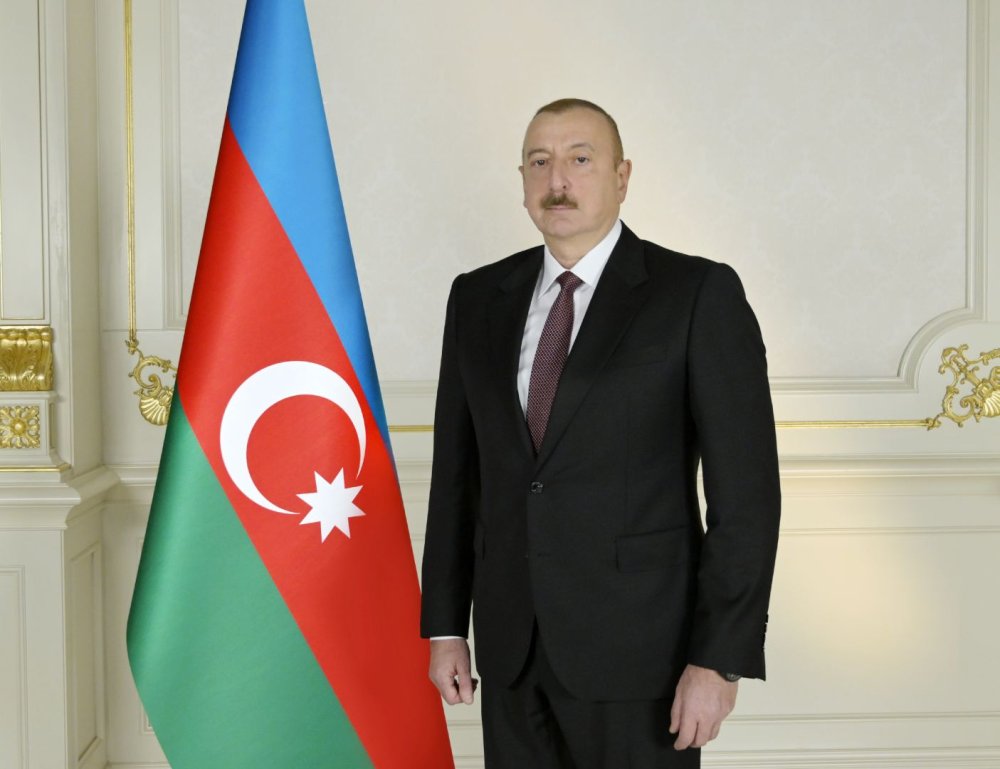 Prezident Eziz Sancarin Elisir Nevai Beynelxalq Mukafati ile teltif olunmasi merasiminde istirak edib