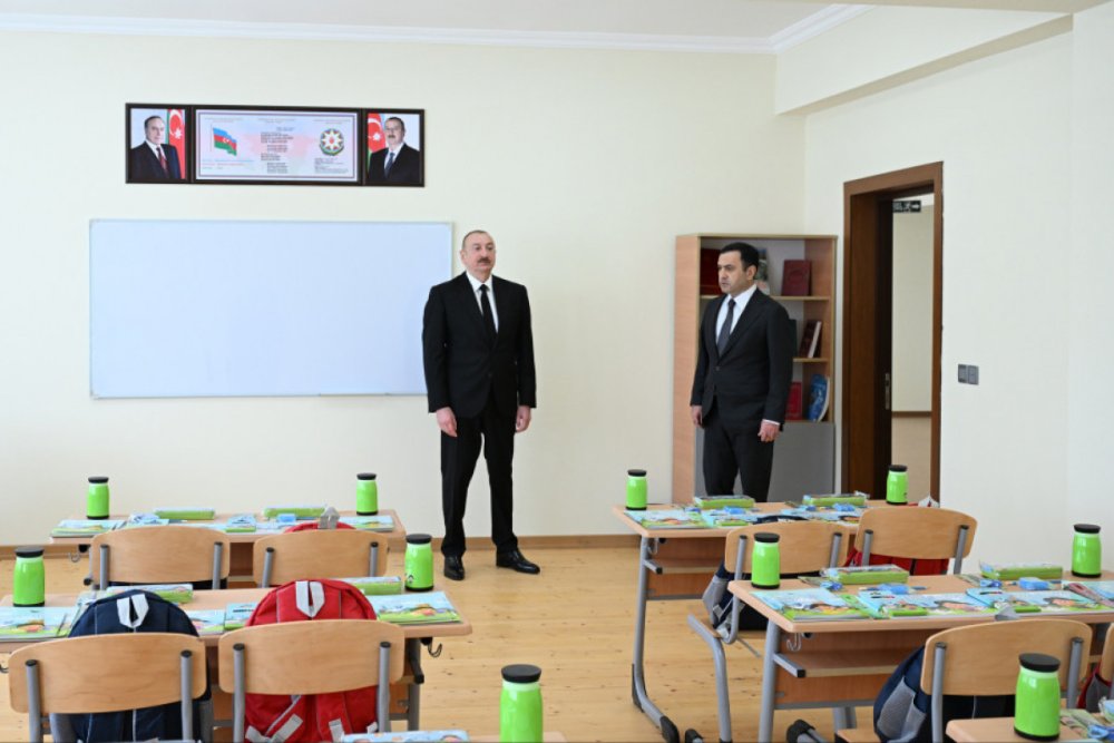 Prezident Ilham Eliyev Ismayillida “Talistan” liseyinin binasinin acilisinda istirak edib