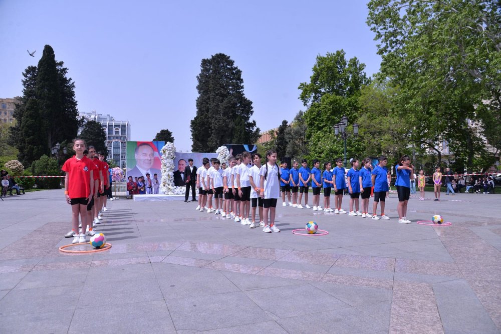 Mekteblilerin idman festivali kecirilib