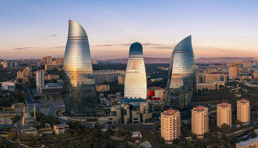 Bakida “Islamofobiya: Qerezin ifsa olunmasi ve stiqmalarin dagidilmasi” movzusunda beynelxalq konfrans ise baslayib