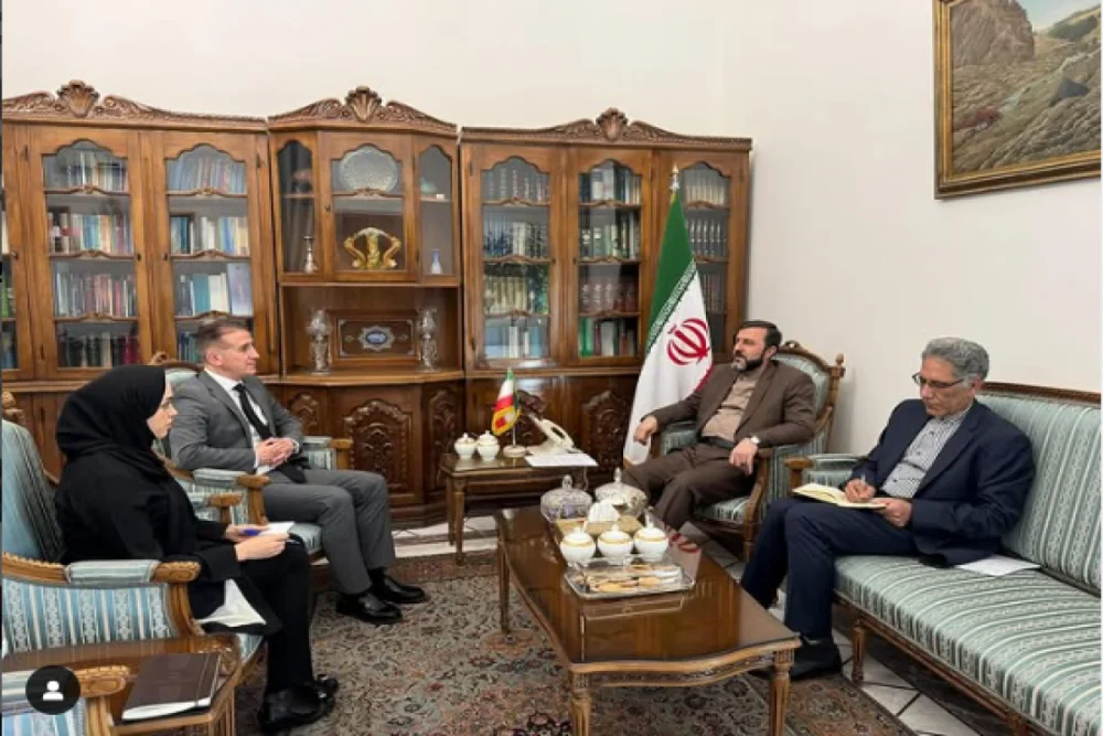 Azerbaycan sefiri Iran XIN muavini ile ikiterefli elaqeleri muzakire edib