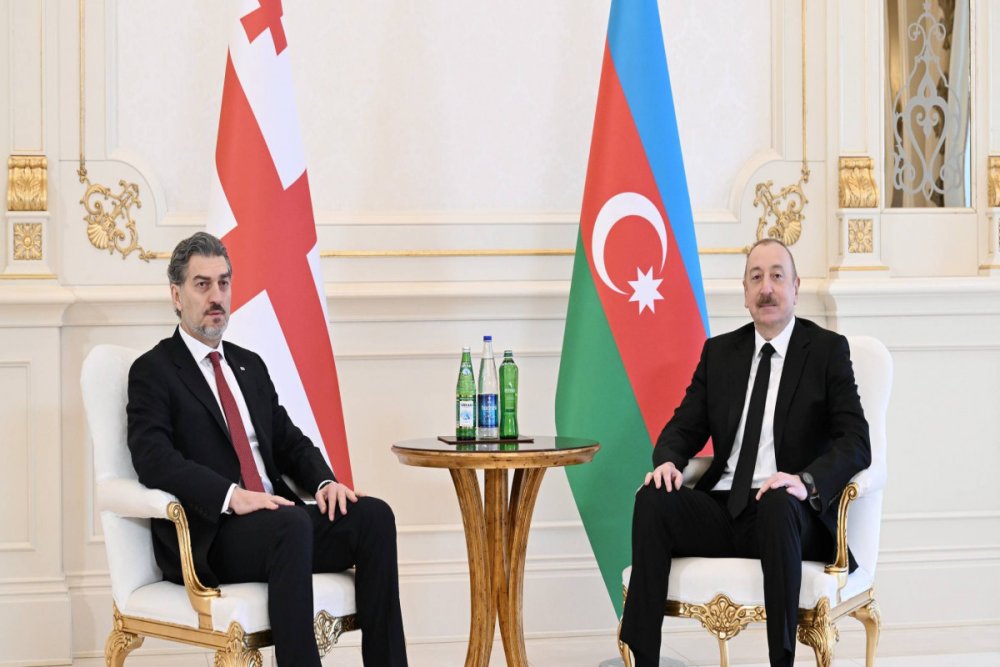 Prezident Ilham Eliyev Gurcustan liderini tebrik edib