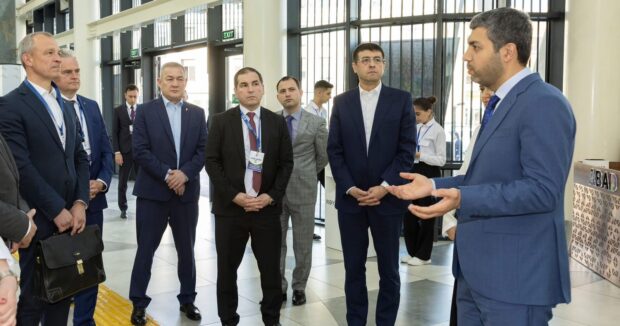 Xarici miqrasiya qurumlarinin rehberleri “ASAN xidmet”de – FOTOLAR