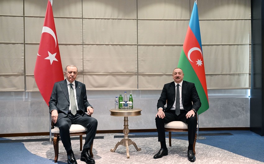 Lacinda Ilham Eliyevle Erdogan arasinda tekbetek gorus baslayib