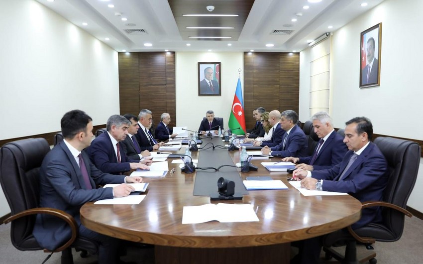 Mehkemelerde karguzarligin aparilmasina dair telimat layihesi tesdiq edilib