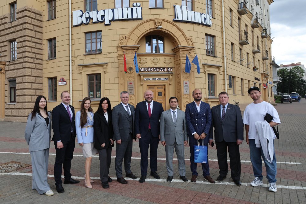 Minskde muhum konfrans: Azerbaycan ve Belarus jurnalistleri bir araya geldi - FOTOLAR