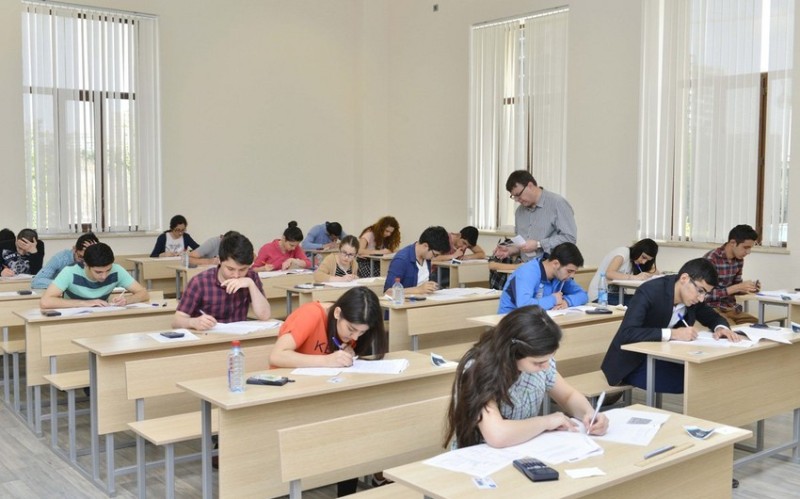 Kolleclerin qabiliyyet teleb eden ixtisaslarina qeydiyyat basladi