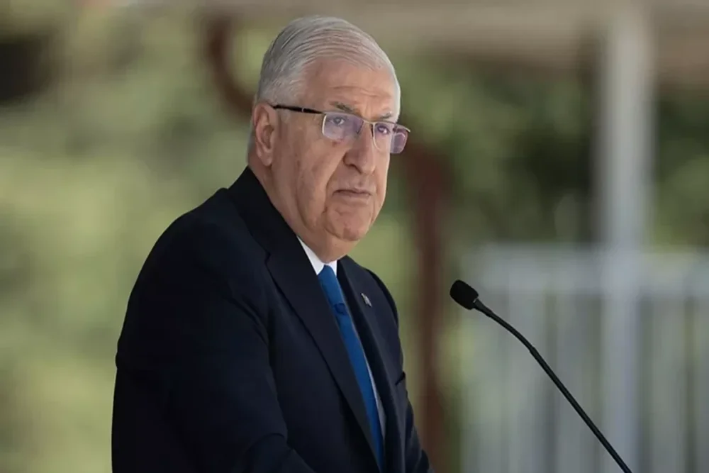 Turkiye mudafie naziri: Suriya meselesinde Israil ile danisiqlar davam edir