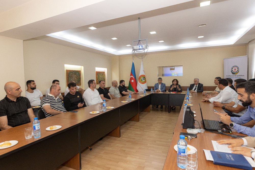 Muharibe veteranlarinin istiraki ile “Insan huquqlari ve saglam heyat terzi” movzusunda tedbir kecirilib
