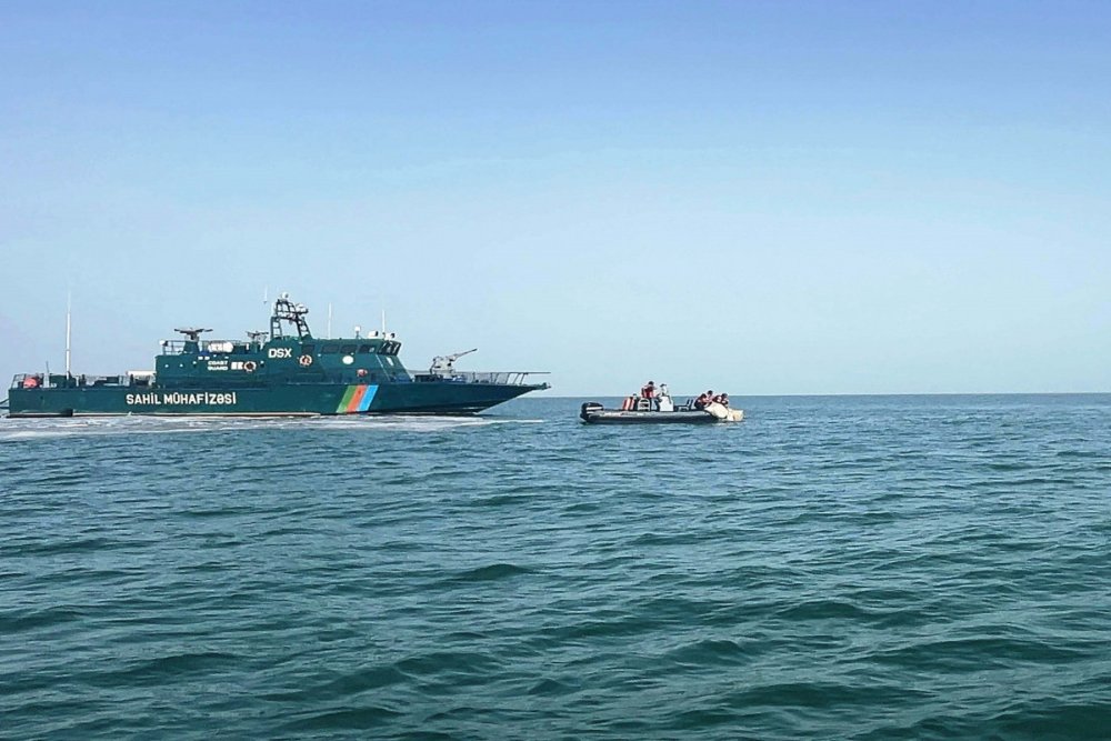 Xezerde Azerbaycana qayiqla narkotik kecirilmesinin qarsisi alinib, 3 Iran vetendasi saxlanilib - FOTO