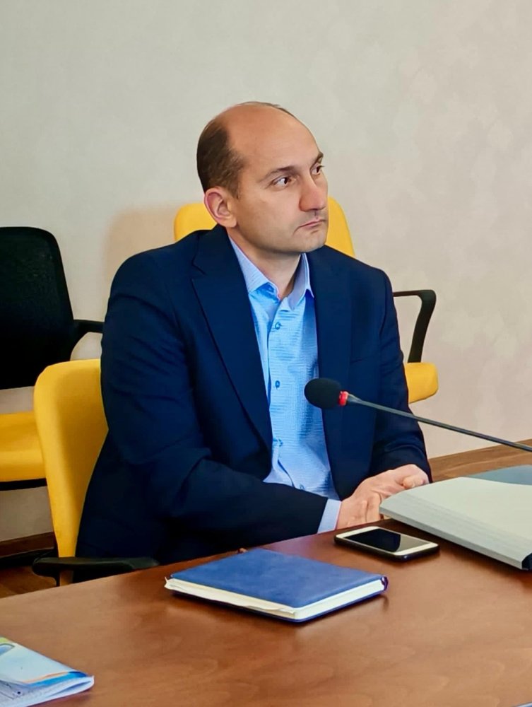 Naxcivan toponimi ve “Naga Mebedi” arxetipinin mifoloji-simvolik tehlili