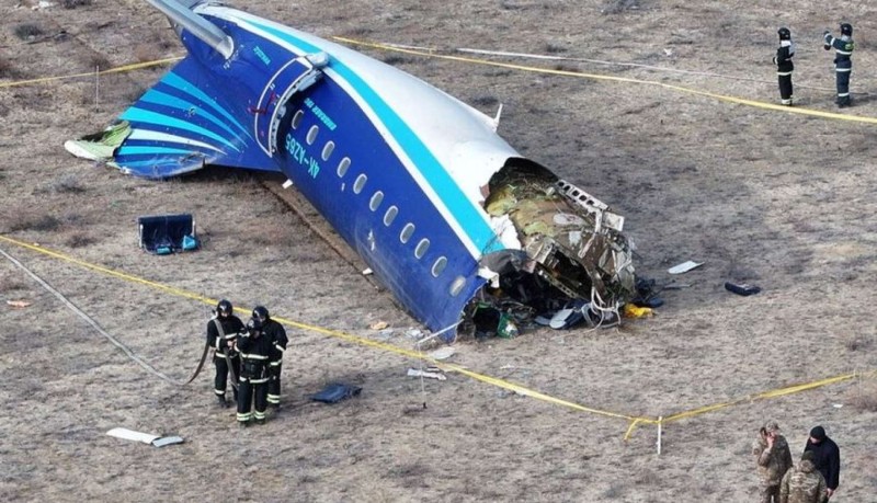 Rusiyali kapitan: AZAL-in teyyaresini vurmagi Mudafie Nazirliyi emr etdi