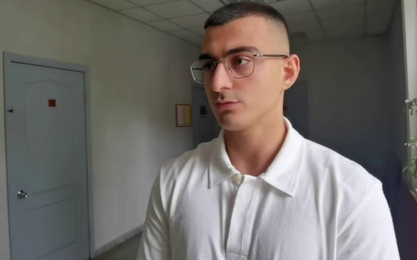 Yekaterinburq mehkemesi Azerbaycan diasporunun rehberinin oglunun hebsini quvvede saxlayib