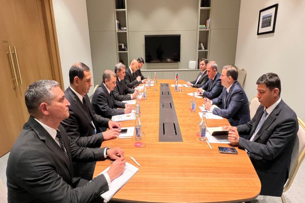 Azerbaycan-Turkmenistan emekdasliginin hazirki veziyyeti muzakire olunub
