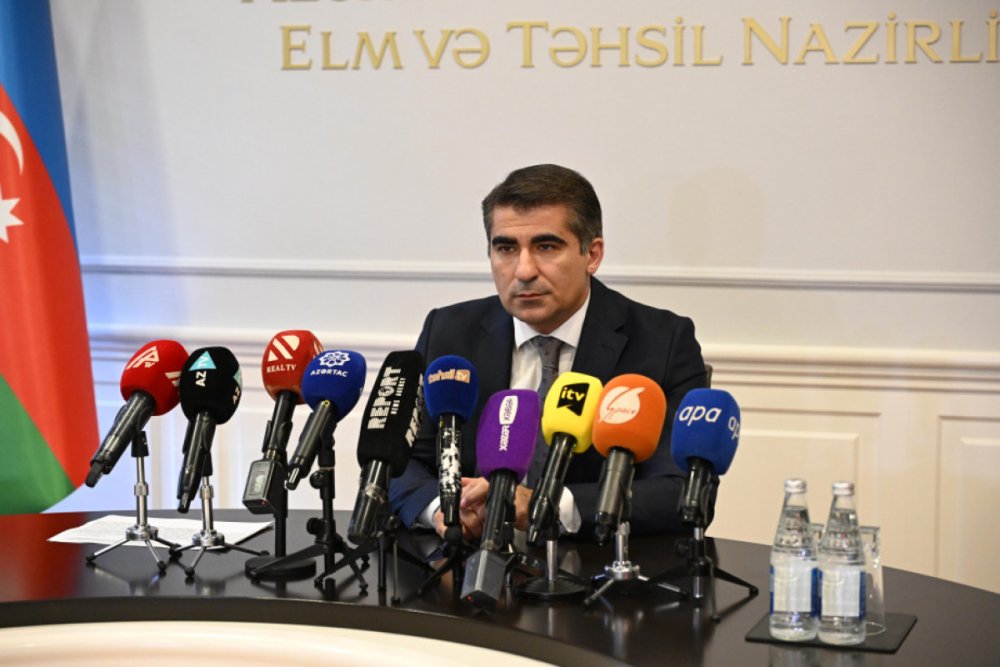 Nazir musaviri: Telebe teqaudlerinin artirilmasi tehsil imkanlarina musbet tesir edecek