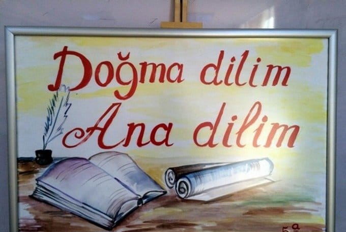 Azerbaycan diline verilen davamli dovlet qaygisi