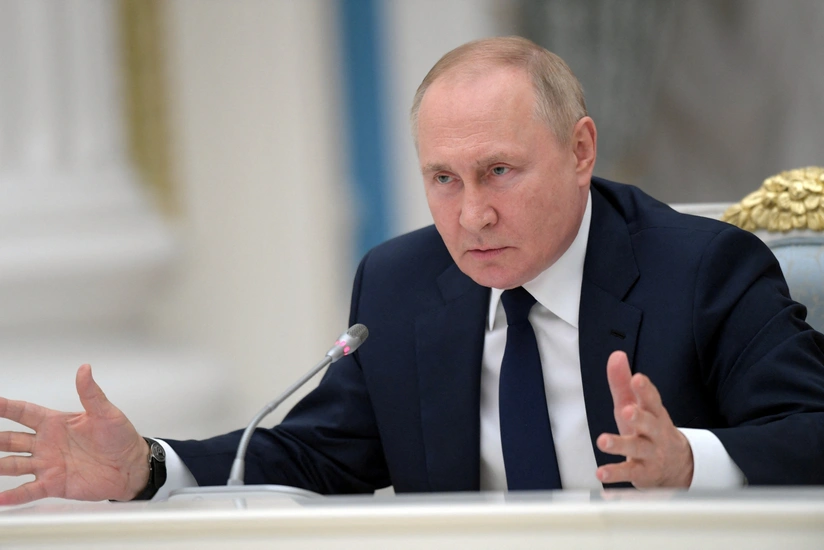 Putin Tehlukesizlik Surasinin uzvleri ile MDB olkeleri ile qarsiliqli elaqeleri muzakire edib