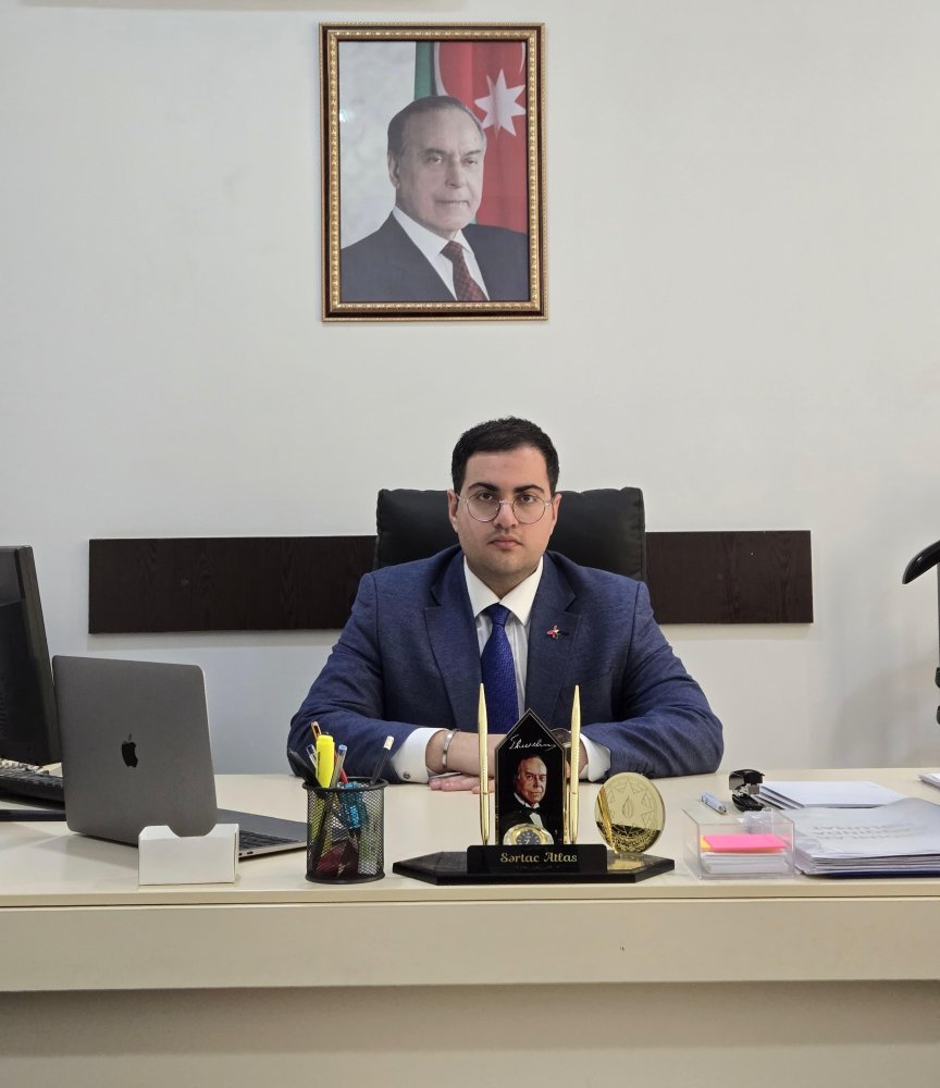 Diplomatiya ve Realliq: Vasinqton Gorusunde Azerbaycanin Strateji Secimi