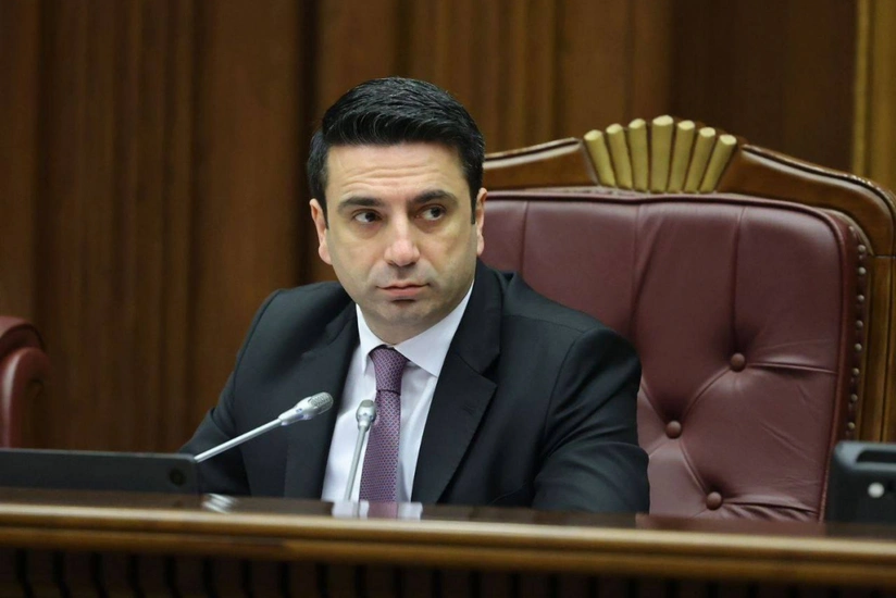 Simonyan 44 gunluk muharibe ile bagli hesabati sessiya gundeliyine daxil etmekden imtina edib