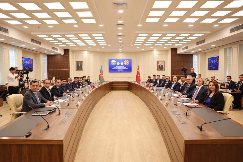 Azerbaycanla Turkiye arasinda emek ve sosial mudafie sahesinde emekdasliq uzre Birge Daimi Komissiyanin iclasi kecirilib