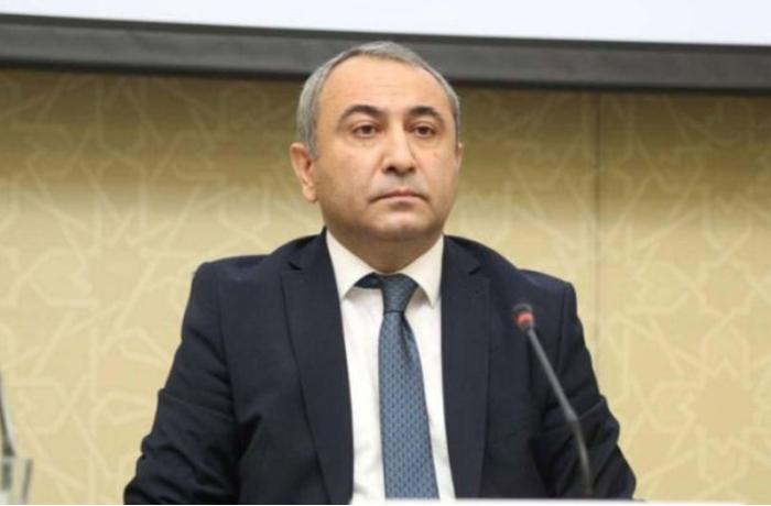 AYNA 10 manatliq sirketden 205 minlik alis-veris edir — Zibil torbalari, qeyd kagizlari, yapisqanli stikerler, ve s.