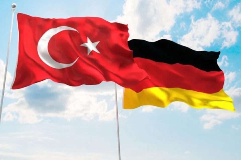 Turkiye ve Almaniya XIN bascilari Ankarada gorusub