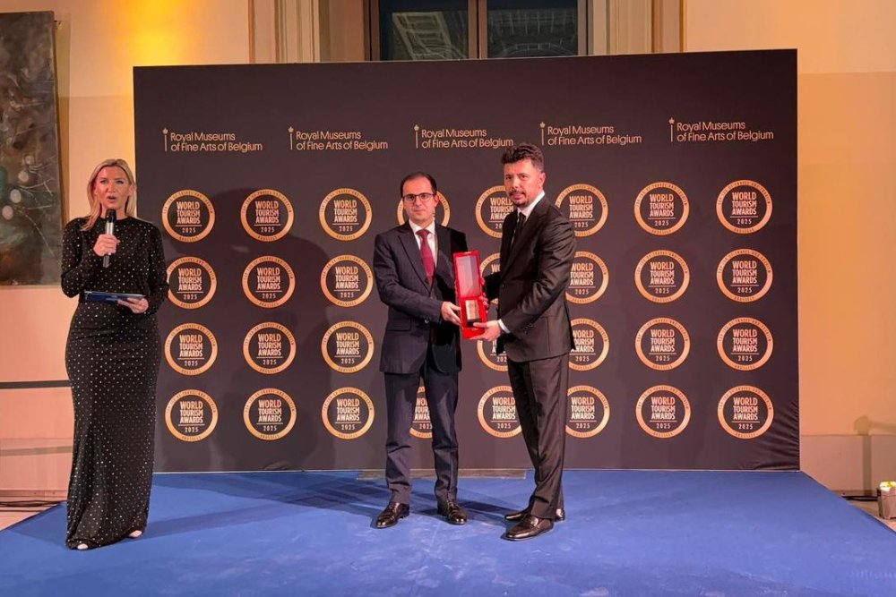 Azerbaycan “En yaxsi kulinariya destinasiyasi” nominasiyasinin qalibi olub
