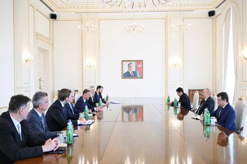 Prezident Ilham Eliyev Xorvatiya parlamentinin numayende heyetini qebul edib