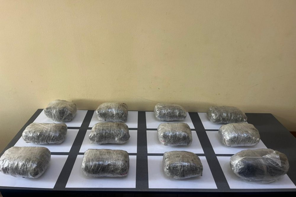 Kulli miqdarda narkotikin Azerbaycana kecirilmesinin qarsisi alinib