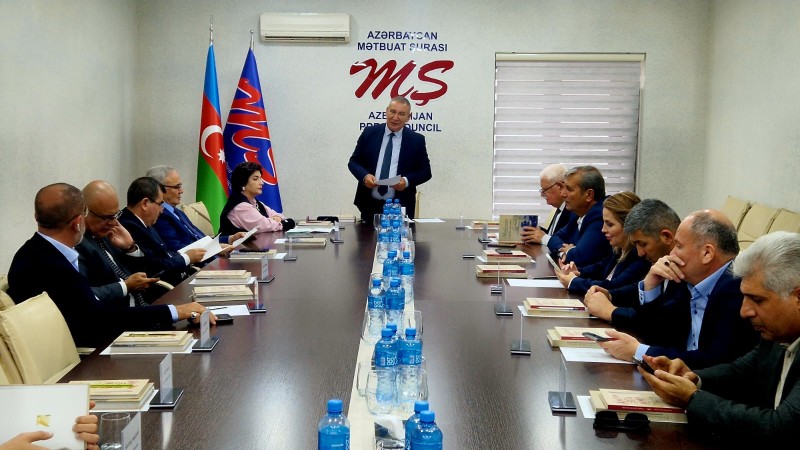 Metbuat Surasinin Idare Heyetinin iclasi kecirilib