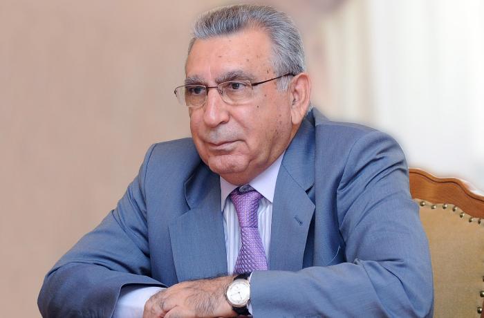 Eks-deputat sabiq komite sedrini gundeme getirdi: Qerib Memmedovdan ne xeber?