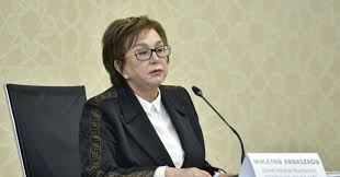 DIM sedri: Elillik derecesi olan qazilere tehsili ve karyerasi ucun destek gosterilir